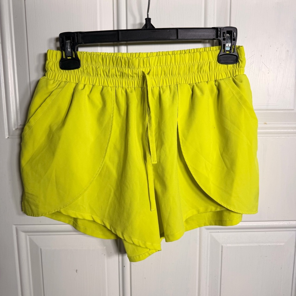 Sincerely Jules Shorts Womens S. Yellow Tulip Slit Running Athletic Lined Active
